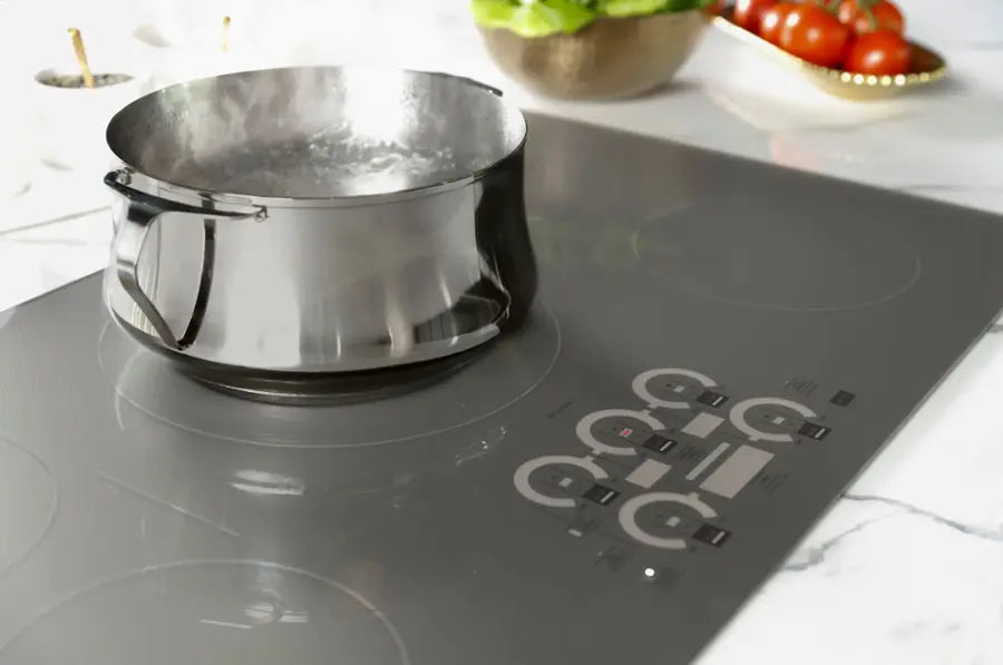 Monogram - 36" Built-In Induction Cooktop - Silver
