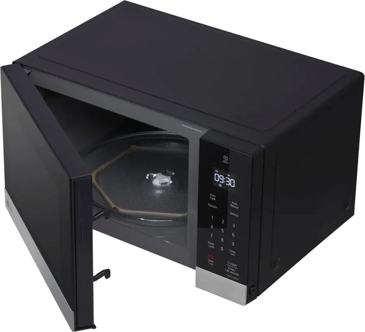 LG - 0.9 Cu. Ft. Countertop Microwave with Sensor Cooking and Smart Inverter - Stainless Steel