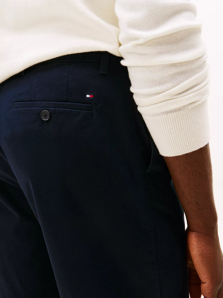 Tommy Hilfiger Regular Fit 9" Comfort Waist Tommy Short