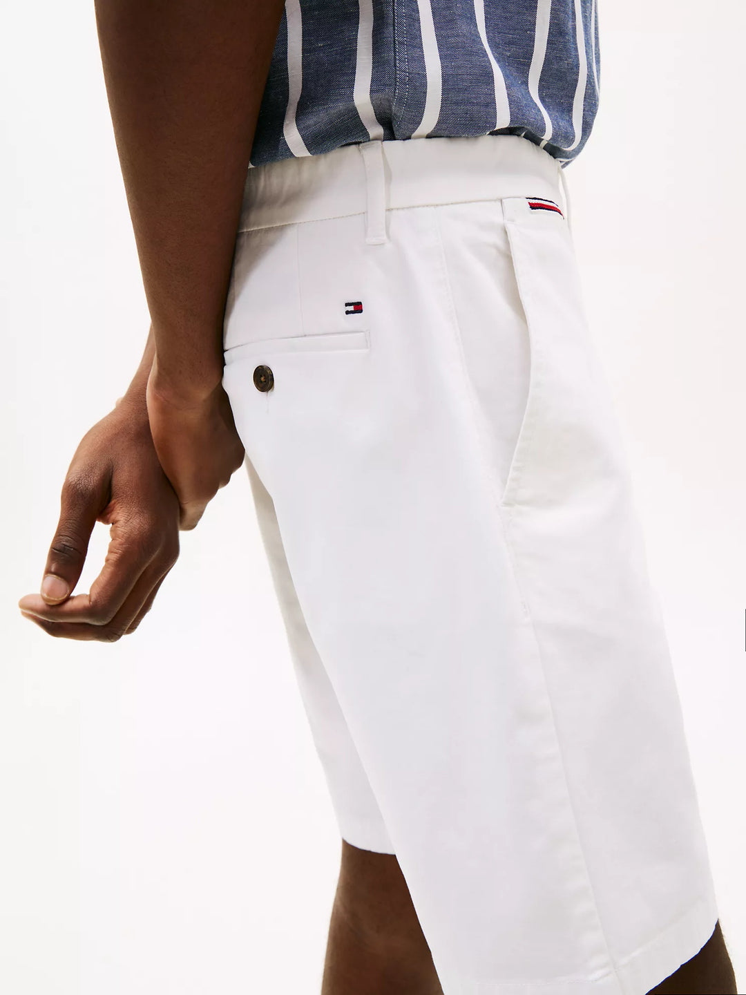 Tommy Hilfiger Regular Fit 9" Comfort Waist Tommy Short