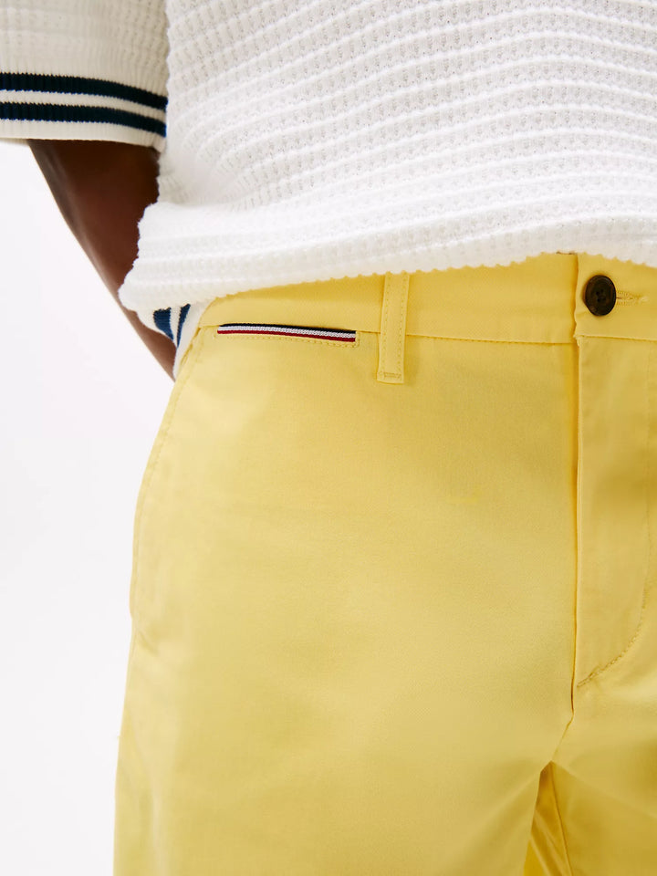 Tommy Hilfiger Regular Fit 9" Comfort Waist Tommy Short