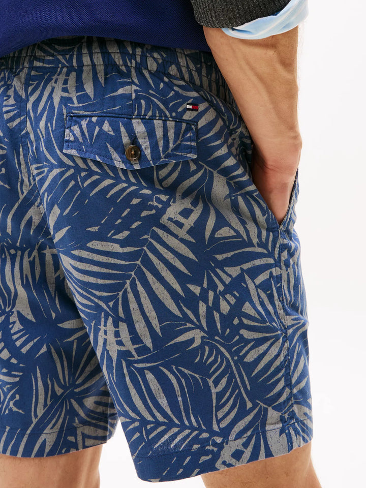 Tommy Hilfiger 7" Palm Print Stretch Cotton-Linen Short