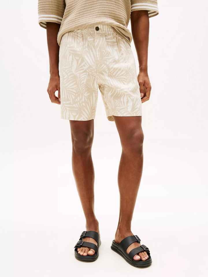 Tommy Hilfiger 7" Palm Print Stretch Cotton-Linen Short