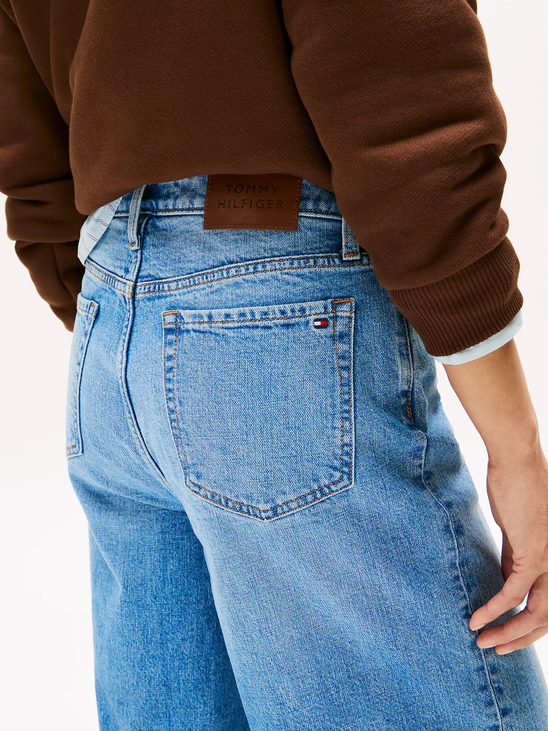 Tommy Hilfiger High-Rise Wide-Leg Cropped Jean