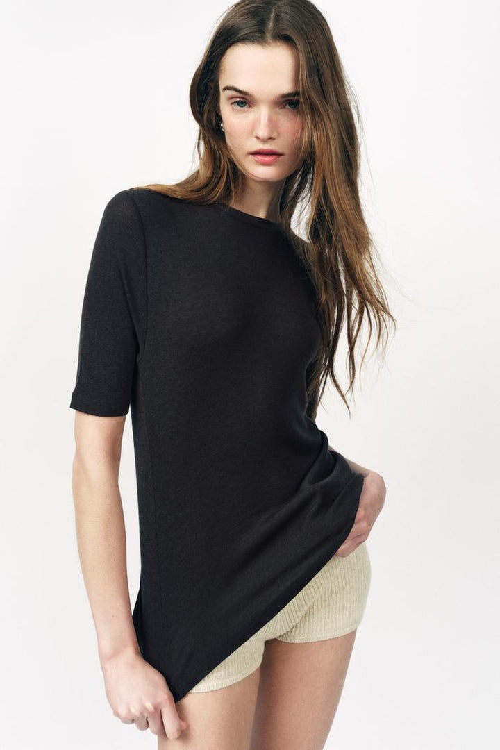 ZARA SOFT 100% WOOL T-SHIRT