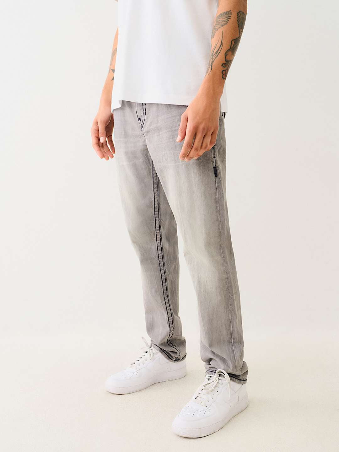 TRUE RELIGION ROCCO SUPER T FLAP SKINNY JEAN 32”