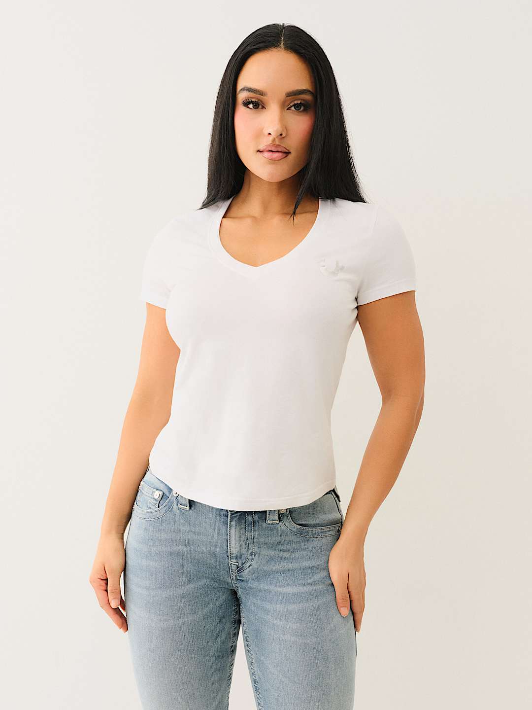 TRUE RELIGION CRYSTAL OUTLINE V NECK TEE