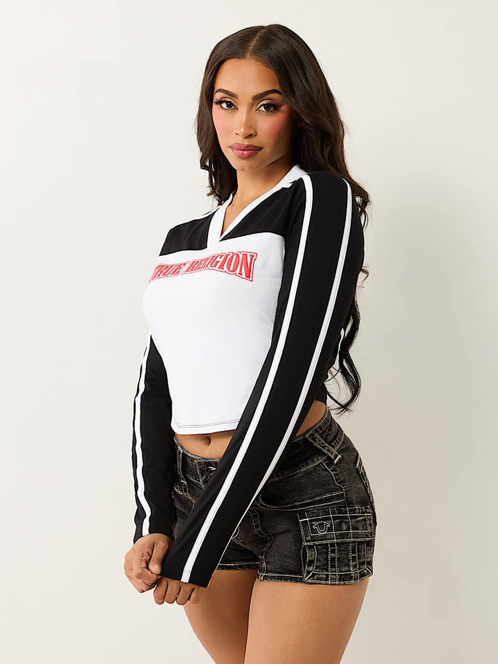 TRUE RELIGION ONLINE EXCLUSIVE LONG SLEEVE LOGO V NECK BABY TEE