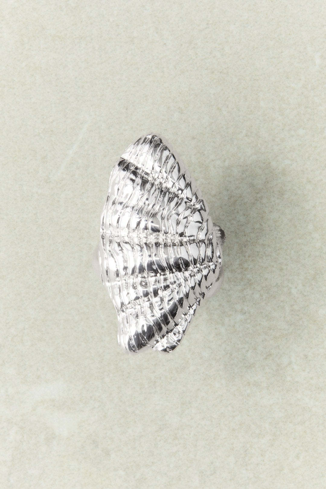 Seashell-Shaped Ring