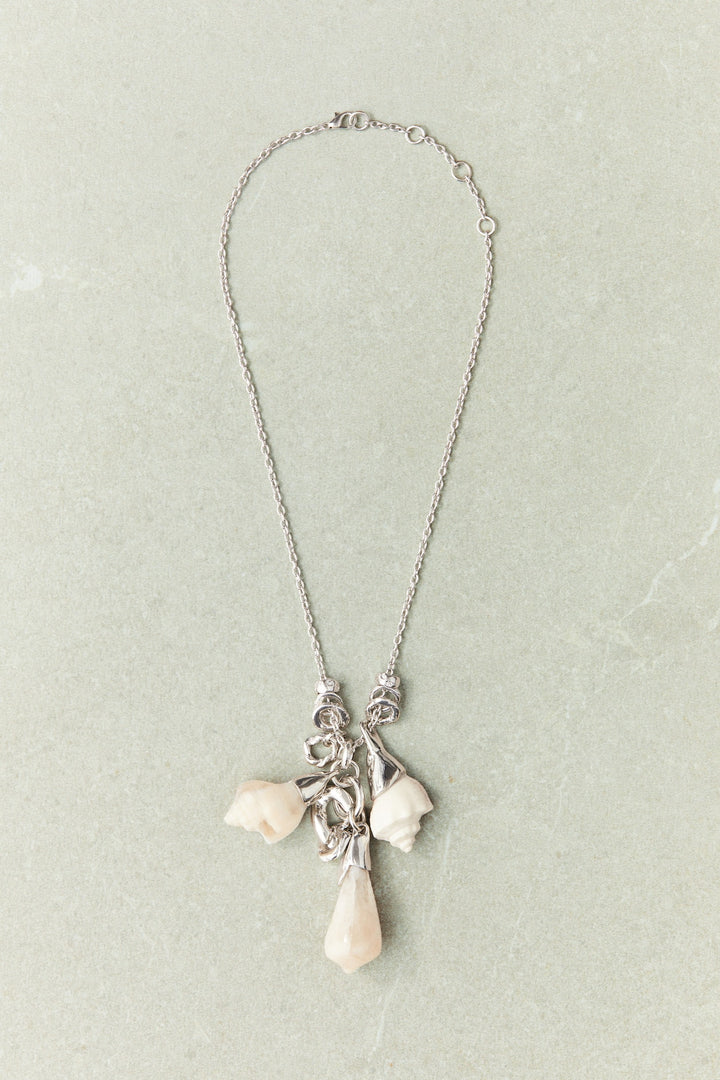 H&M Seashell-Pendant Necklace