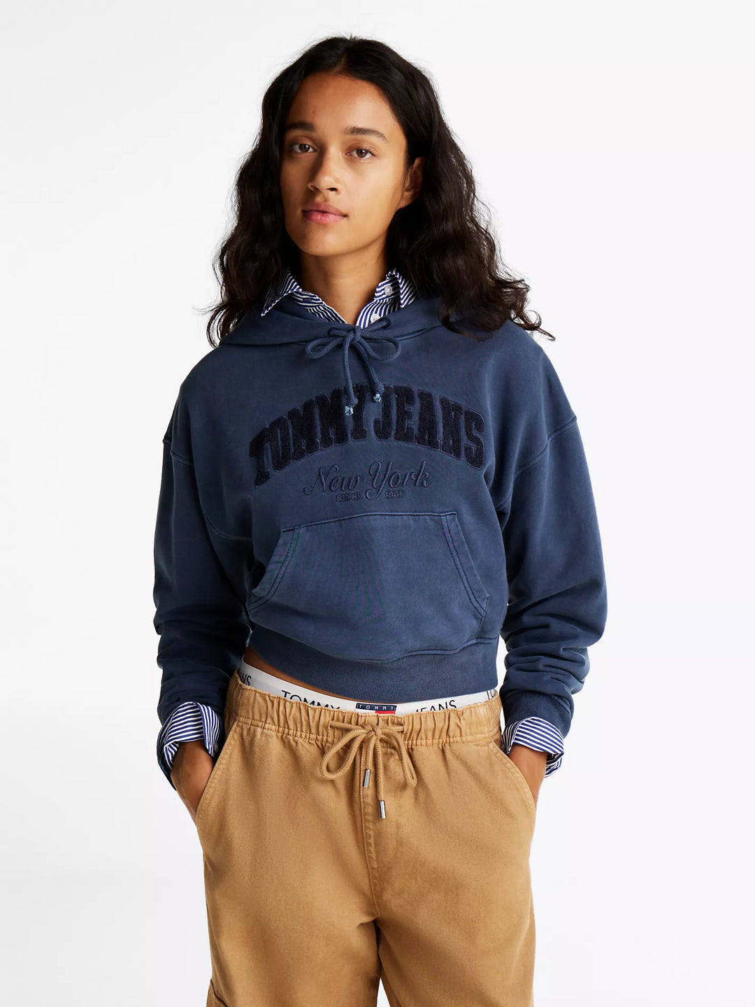 Tommy Hilfiger Embroidered Flocked Logo Cropped Hoodie