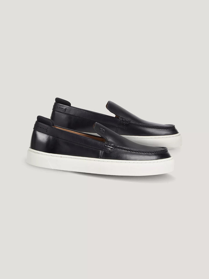 Tommy Hilfiger TH Logo Leather Loafer Sneaker