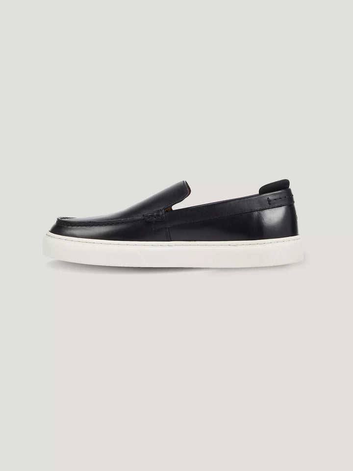 Tommy Hilfiger TH Logo Leather Loafer Sneaker