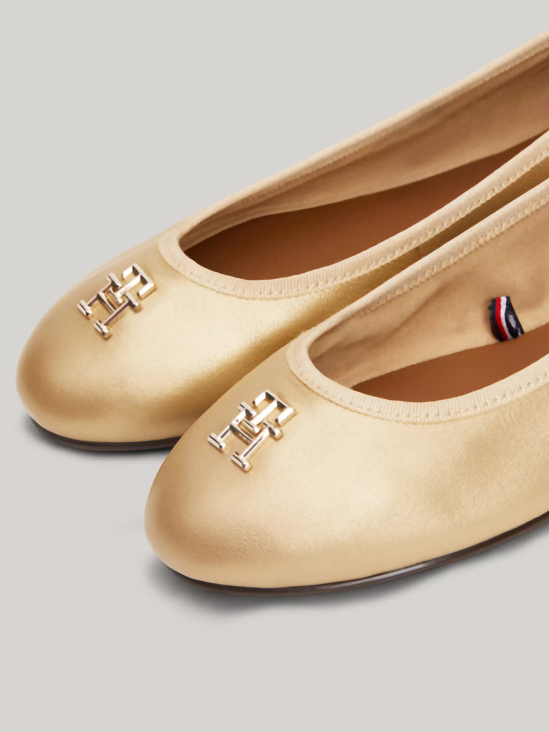 Tommy Hilfiger TH Logo Luxe Leather Ballet Flat