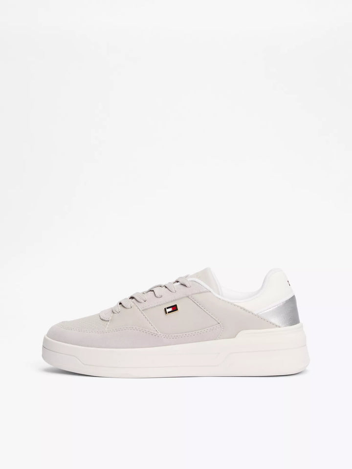 Tommy Hilfiger Flag Emblem Metallic Sneaker