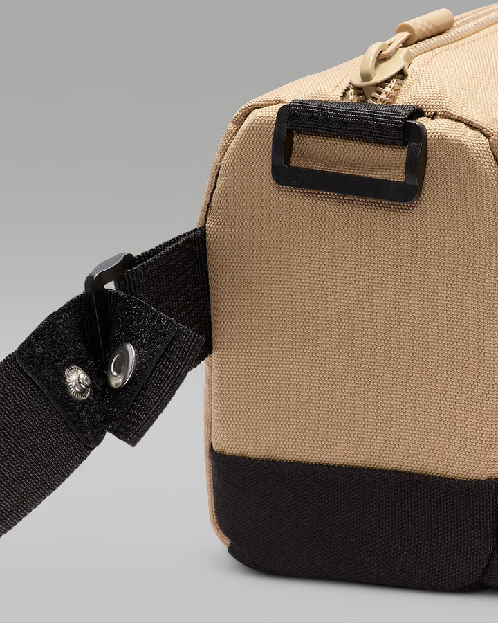 NIKE Jordan Crossbody Bag (3.3L)