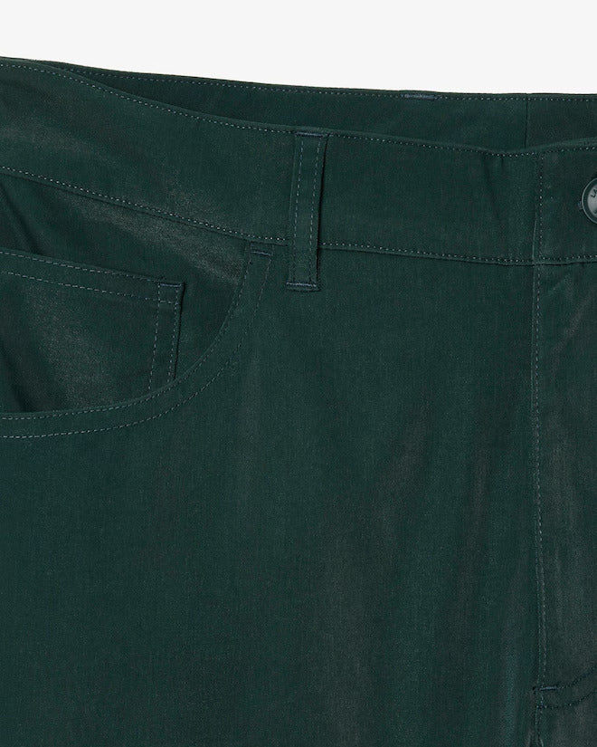 Lacoste Men's Ultra Dry Slim Fit Golf Pants