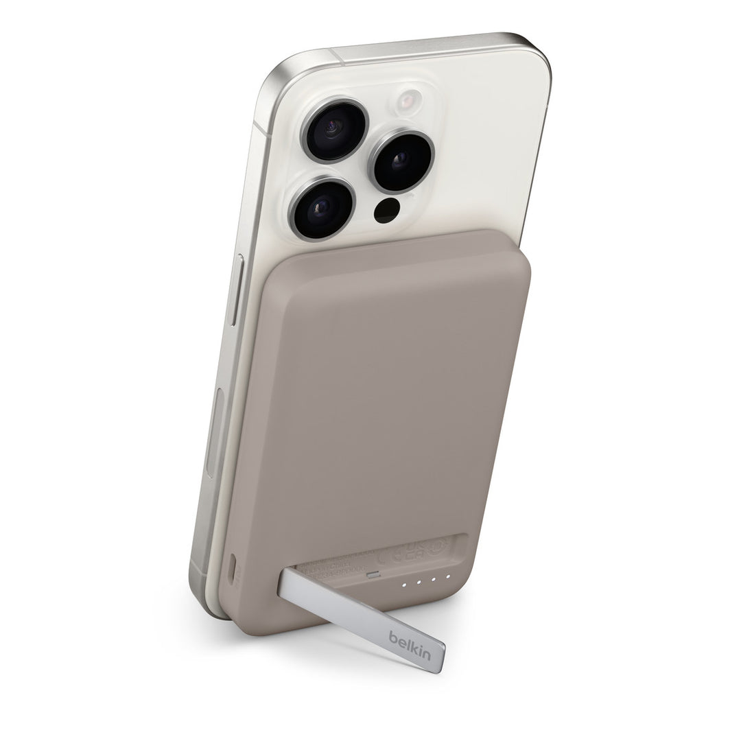 Apple Belkin BoostCharge Pro Magnetic Power Bank 5K