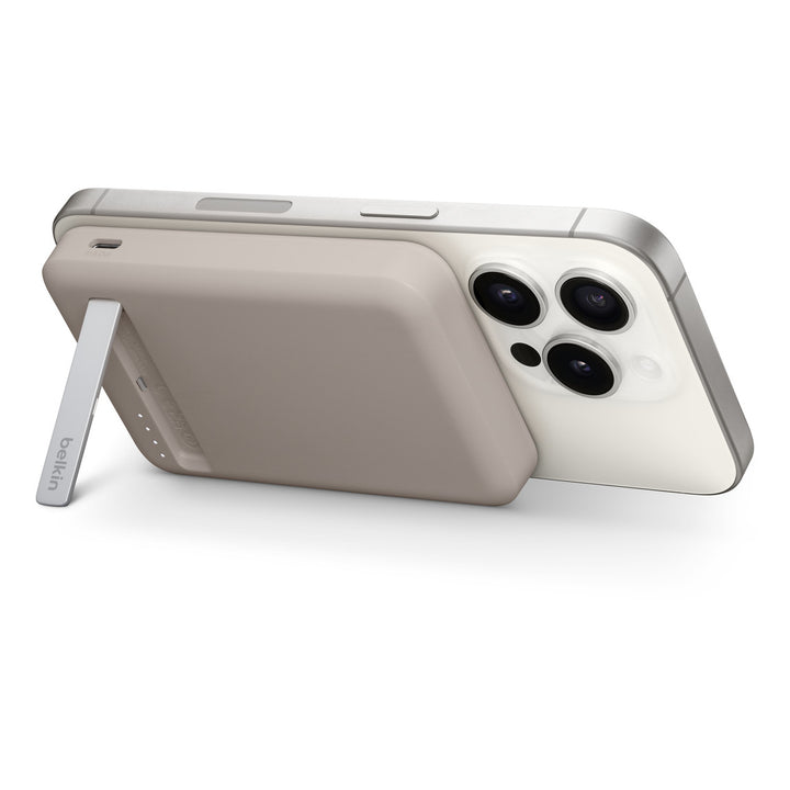 Apple Belkin BoostCharge Pro Magnetic Power Bank 5K