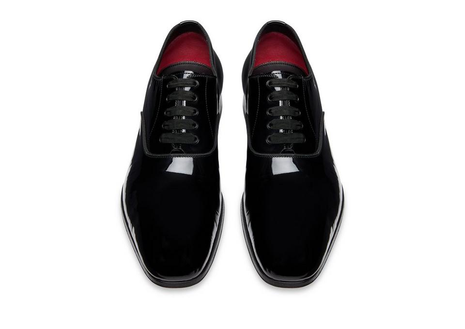 TOM FORD PATENT LEATHER EDGAR EVENING LACE UP