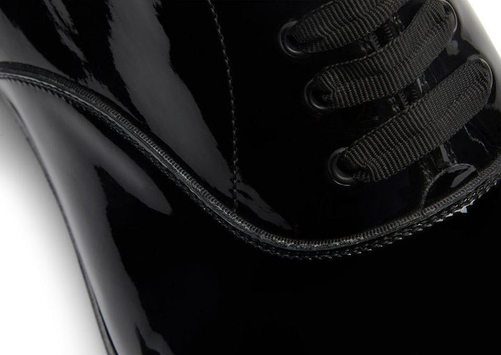 TOM FORD PATENT LEATHER EDGAR EVENING LACE UP