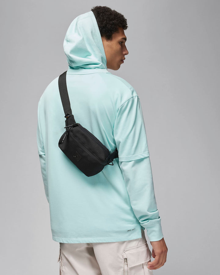 NIKE Jordan Franchise Crossbody Bag (2L)
