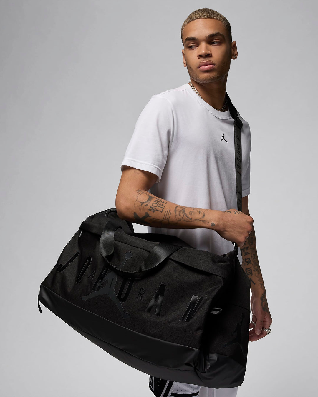 NIKE Jordan Duffel Bag (81L)