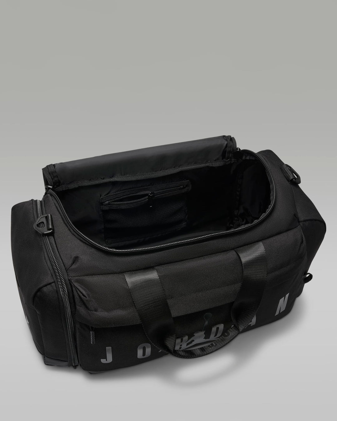 NIKE Jordan Duffel Bag (46L)