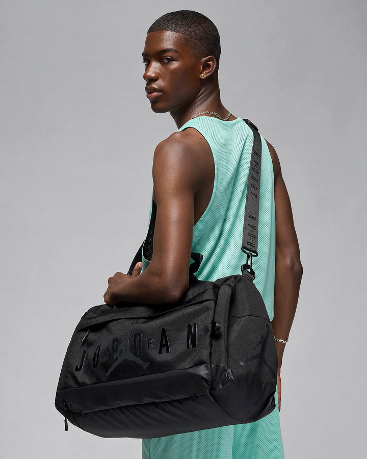 NIKE Jordan Duffel Bag (46L)