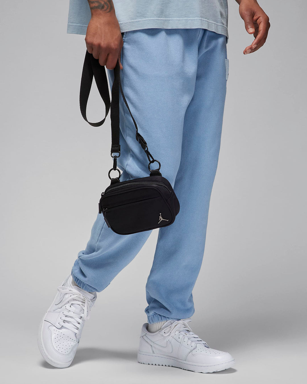 NIKE Jordan Alpha Camera Bag (1L)