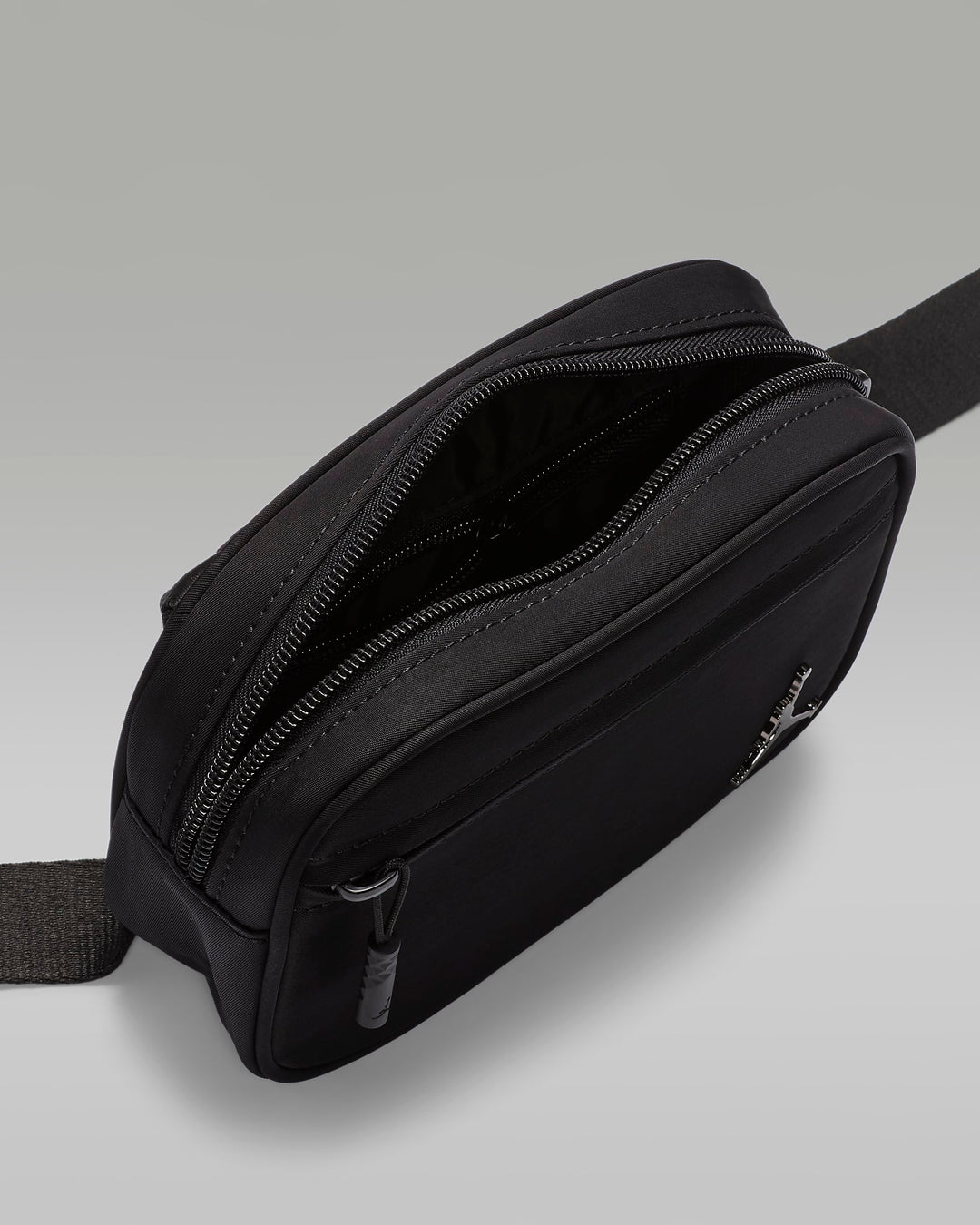 NIKE Jordan Alpha Camera Bag (1L)