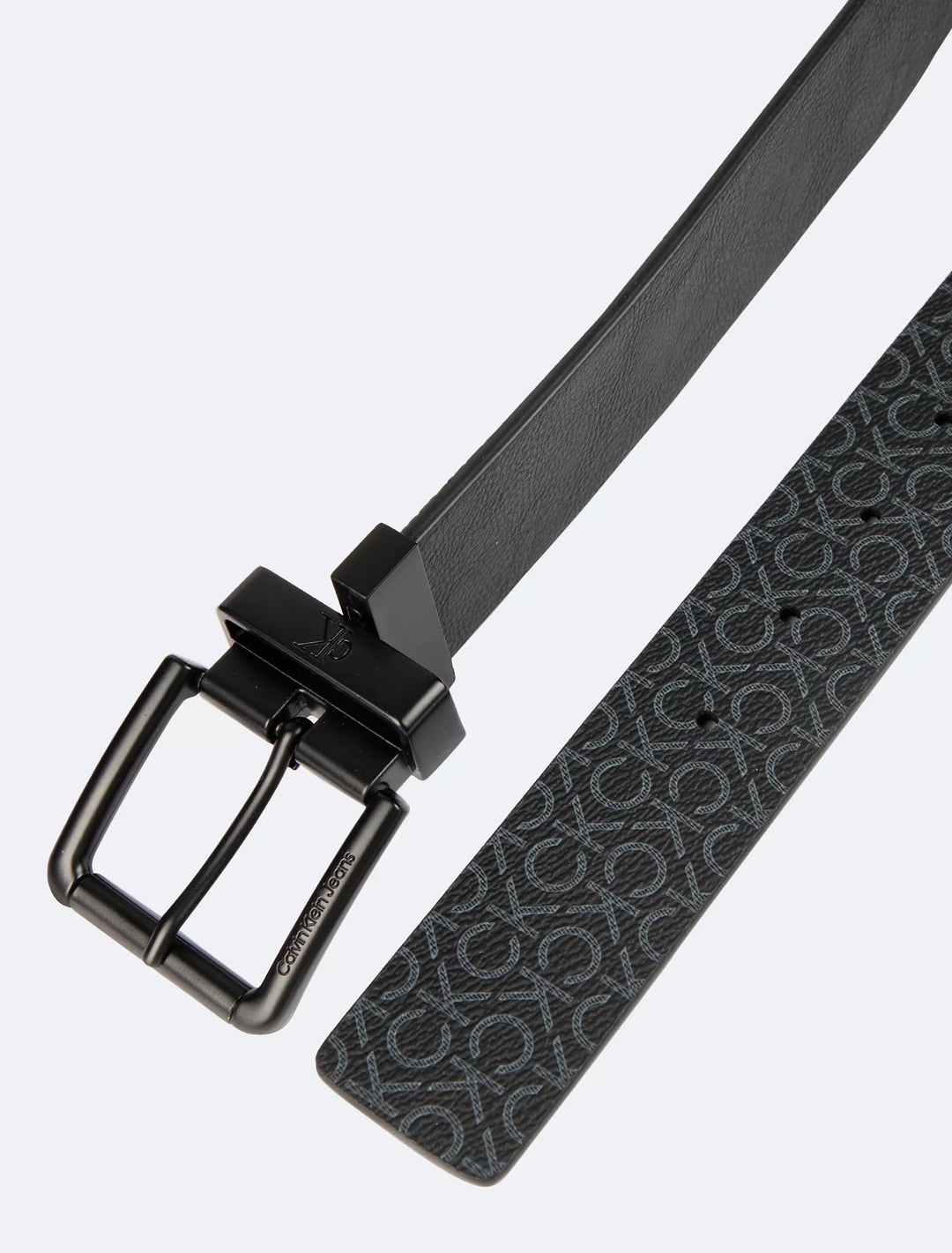 Calvin Klein Solid Square Buckle Belt