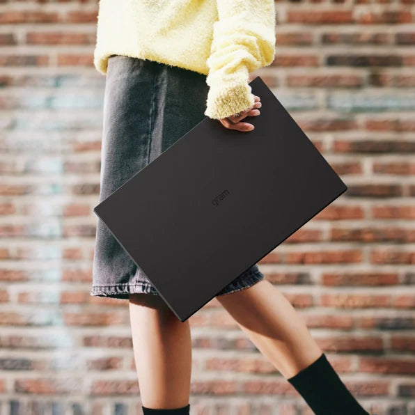 LG 17Z90TP-G.ADB7U1 LG gram Pro 17", Thin and Lightweight Laptop, Windows 11 Home, Intel® Evo™ Edition - Intel® Core™ Ultra 7, 32GB RAM, 2TB SSD, Black
