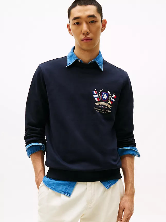 Tommy Hilfiger Embroidered Crest Sweatshirt