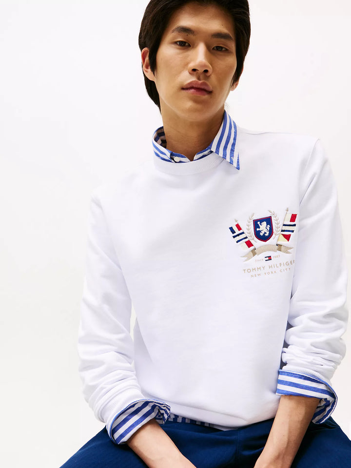 Tommy Hilfiger Embroidered Crest Sweatshirt
