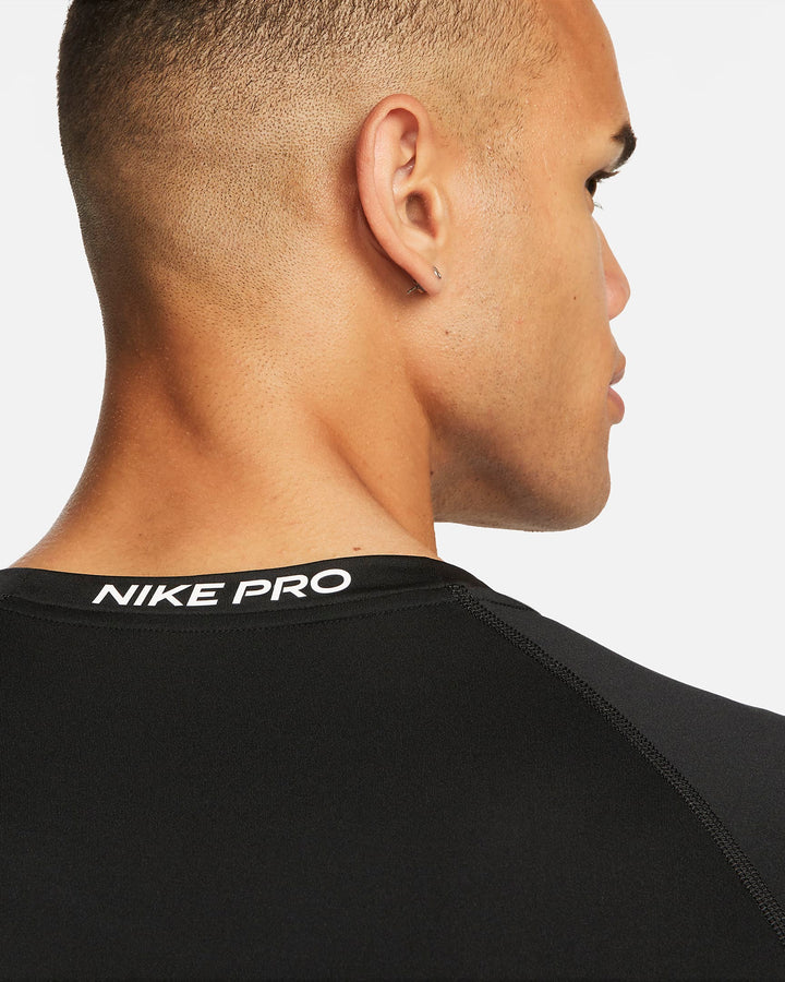 Nike Pro Men's Dri-FIT Tight Short-Sleeve Fitness Top