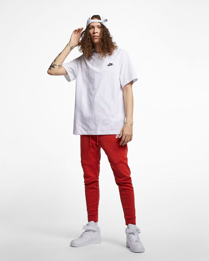 Nike Sportswear Club Men's T-Shirt