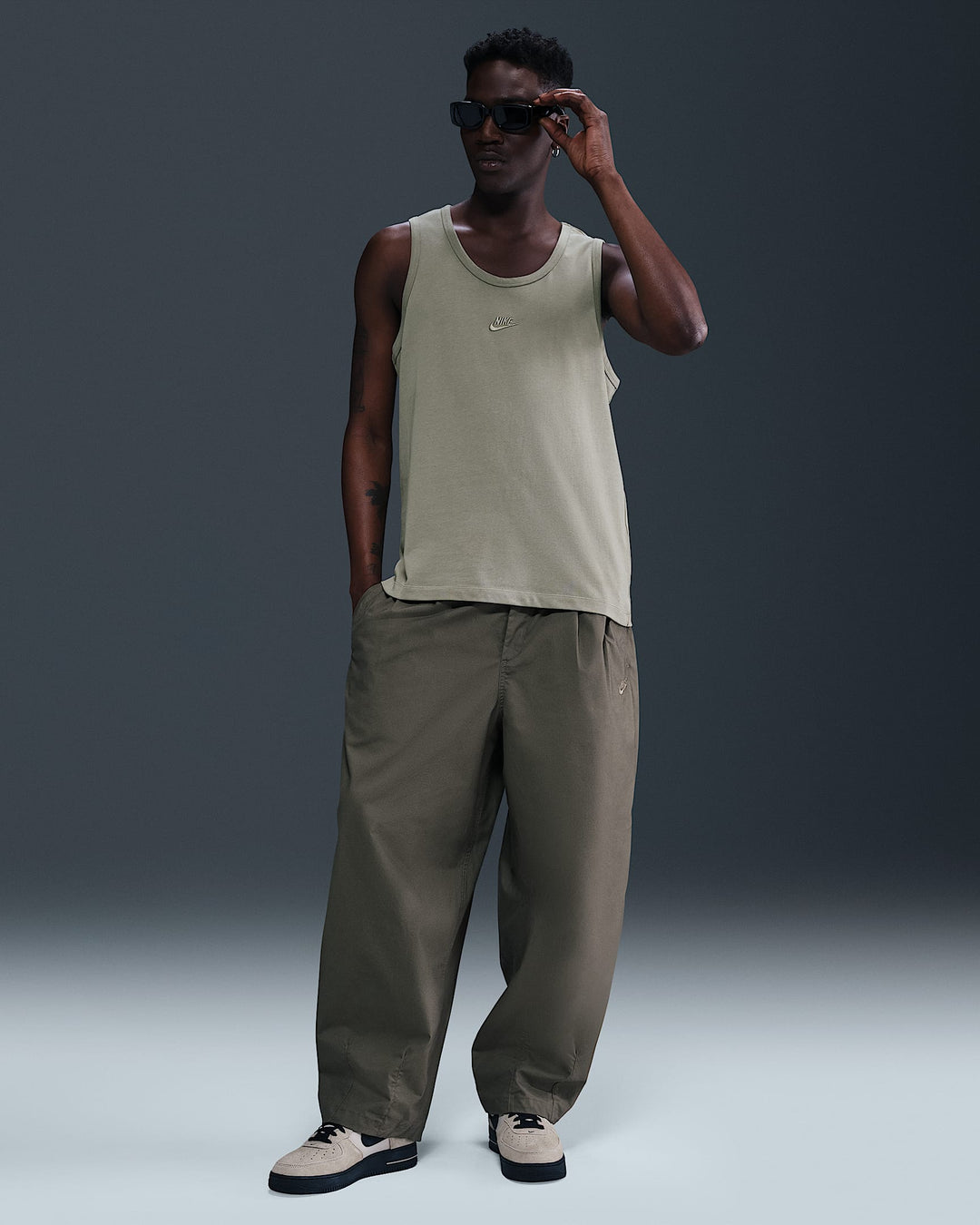 Nike Sportswear Premium Essentials Men's Tank