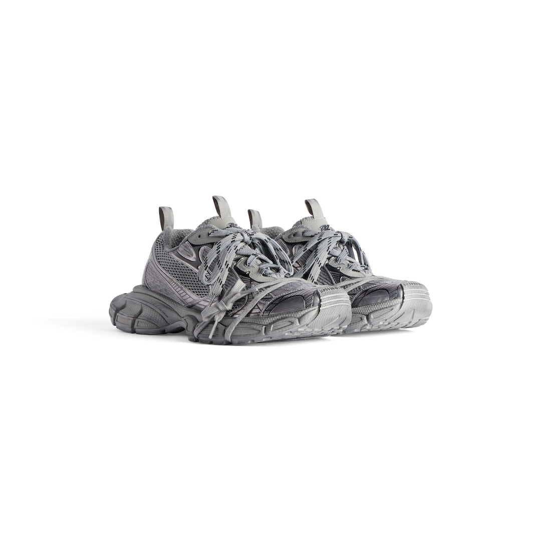 BALENCIAGA Men's 3xl Sneaker in Black