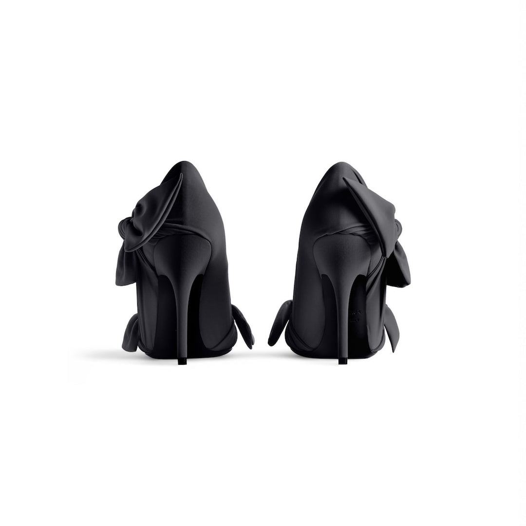 BALENCIAGA Women's Knife Knot Pump in Black