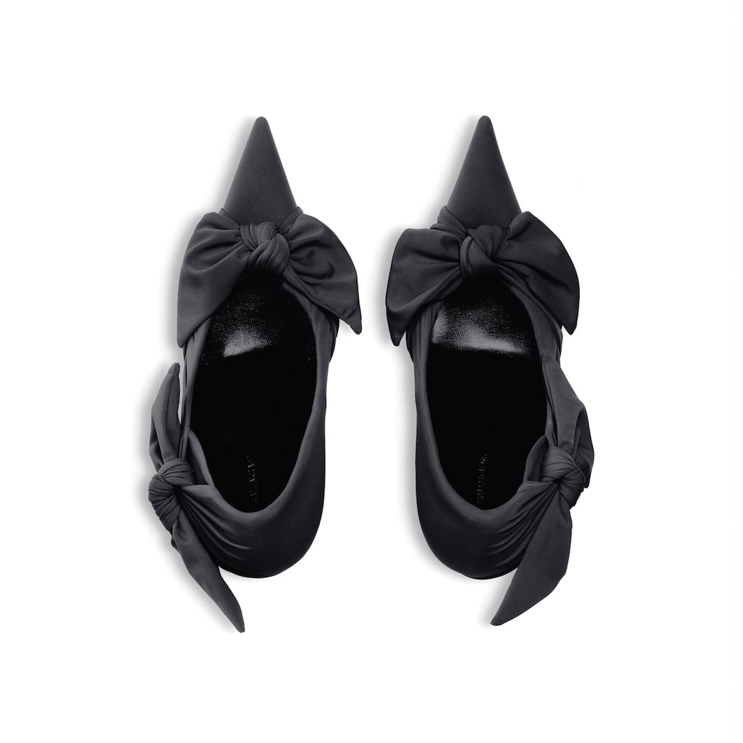 BALENCIAGA Women's Knife Knot Pump in Black