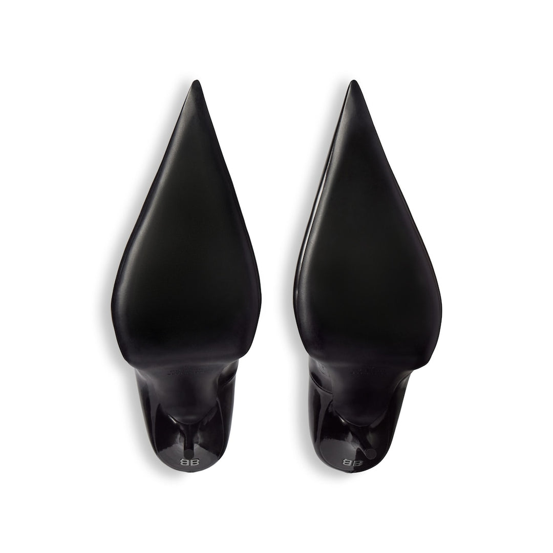 BALENCIAGA Women's Avenue Pump in Black