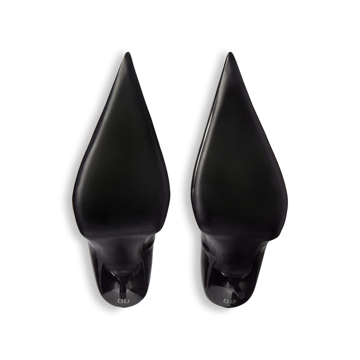BALENCIAGA Women's Avenue Pump in Black