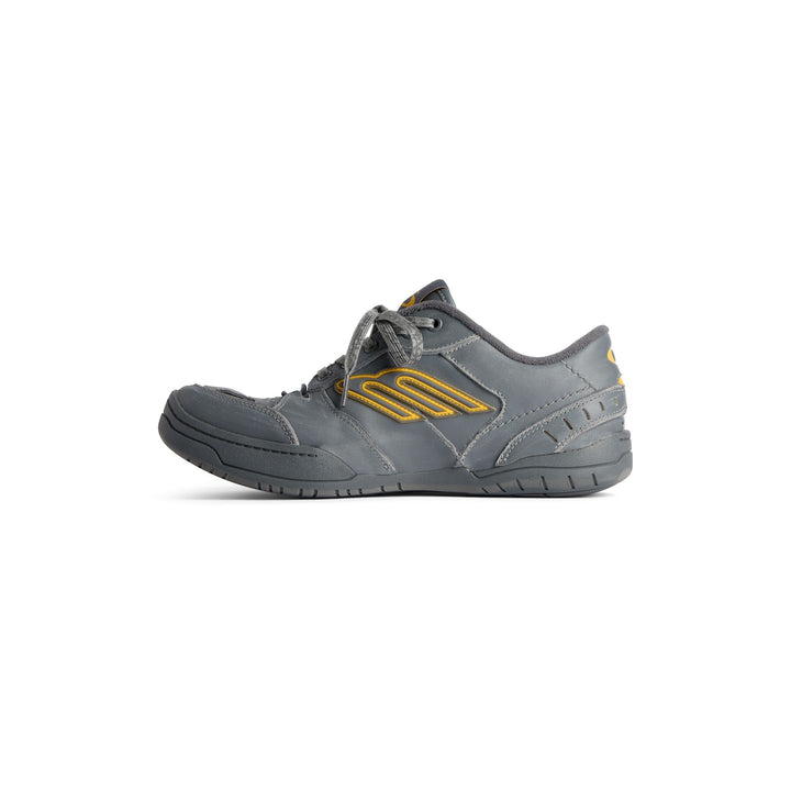 BALENCIAGA Men's Hamptons Worn-out Sneaker in White/dark Blue/grey