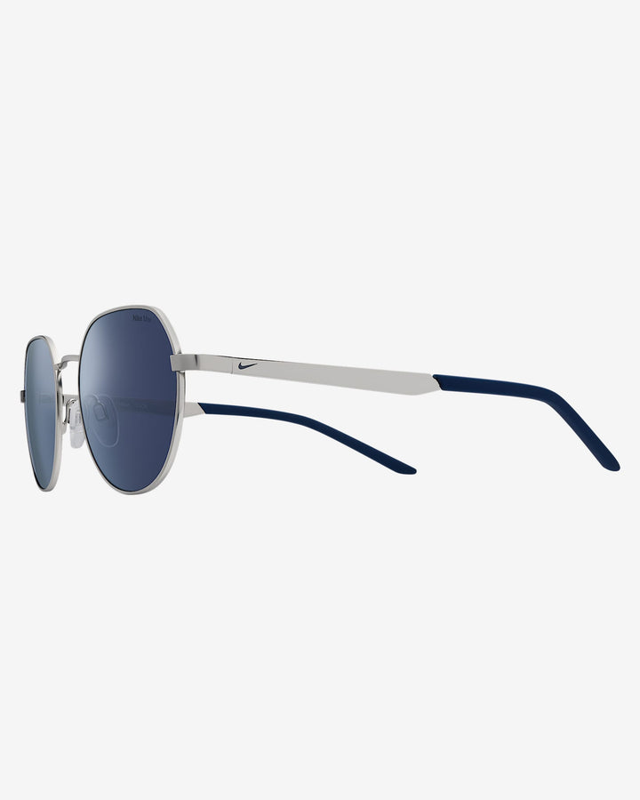 Nike Traveler Trend Mirrored Sunglasses