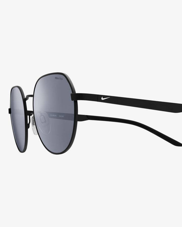 Nike Traveler Trend Mirrored Sunglasses