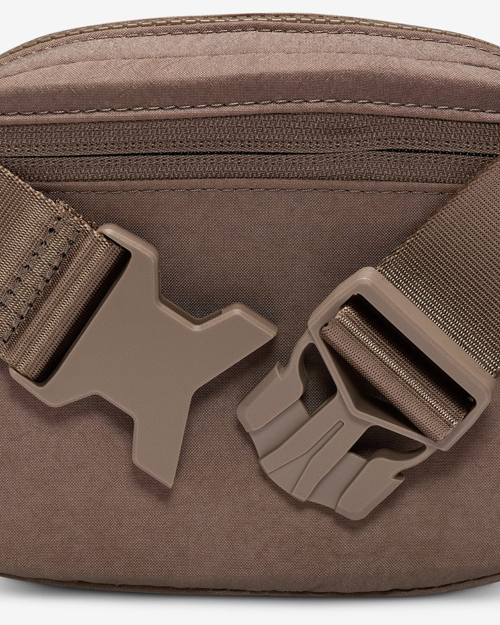 Nike Aura Crossbody Bag (2L)