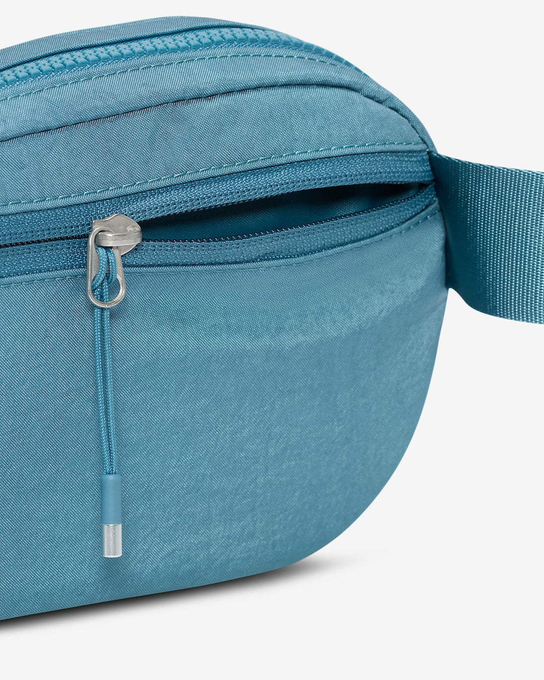 Nike Aura Crossbody Bag (2L)