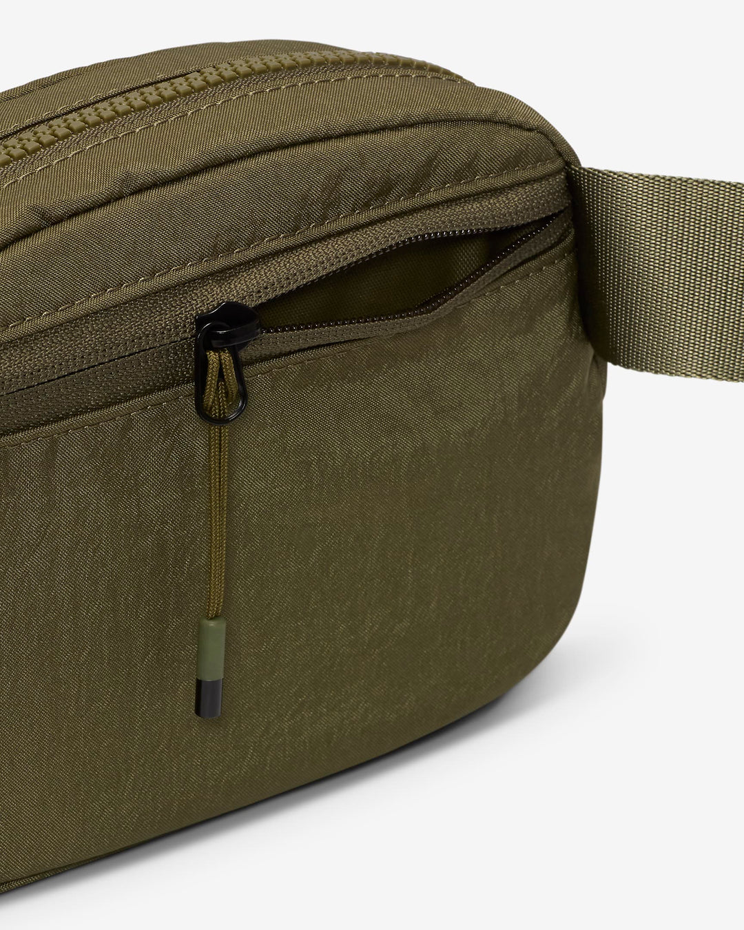 Nike Aura Crossbody Bag (2L)