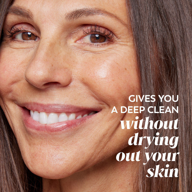 Olay Refreshing Gel Cleanser with Hyaluronic